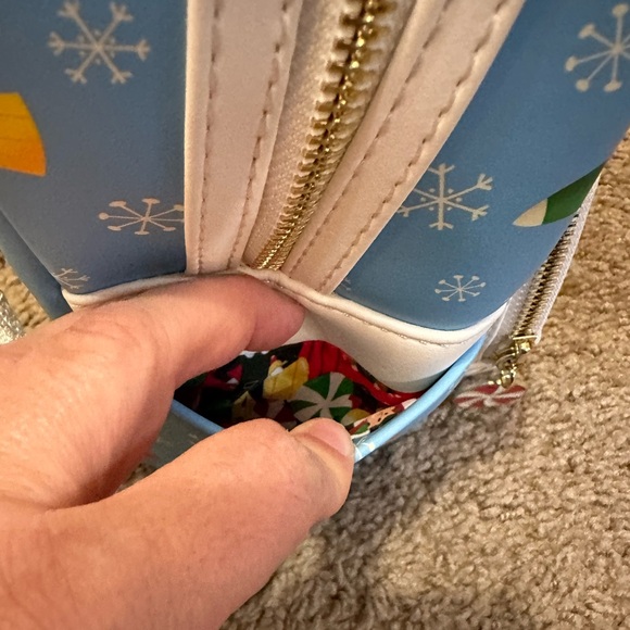 Loungefly ELF Backpack NWT - Picture 5 of 7